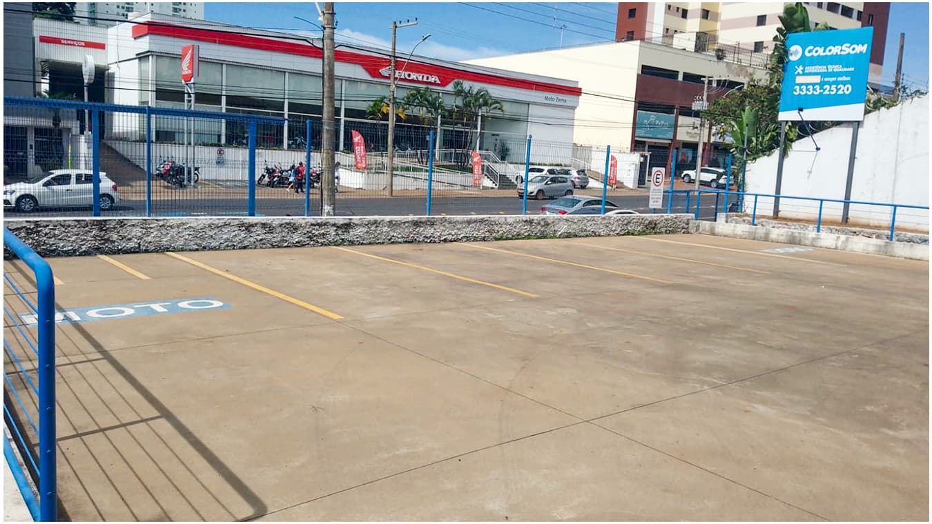 Estacionamento próprio